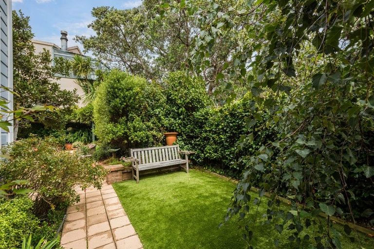 Photo of property in 246a The Terrace, Wellington Central, Wellington, 6011