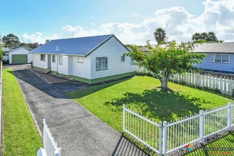 Photo of property in 7 Bluewater Place, Wattle Downs, Auckland, 2103