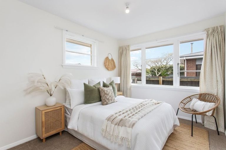 Photo of property in 280 Wainoni Road, Avondale, Christchurch, 8061