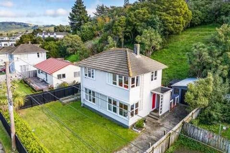 Photo of property in 61 Dimock Street, Titahi Bay, Porirua, 5022