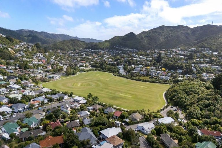 Photo of property in 12 Sunshine Avenue, Karori, Wellington, 6012