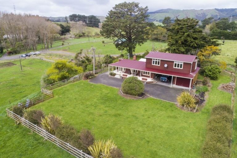 Photo of property in 308 Hewitts Road, Linton, Palmerston North, 4472