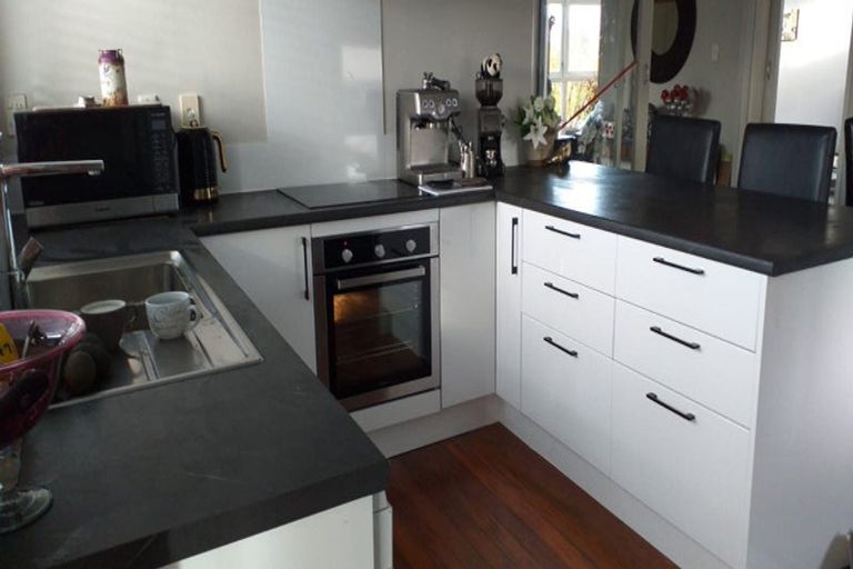 Photo of property in 14 Queenwood Avenue, Queenwood, Hamilton, 3210