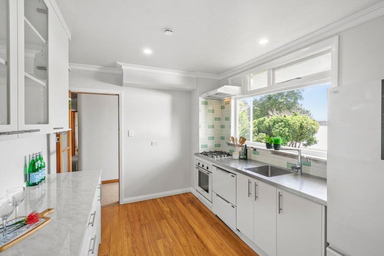 Photo of property in 88 Carrington Street, Lower Vogeltown, New Plymouth, 4310