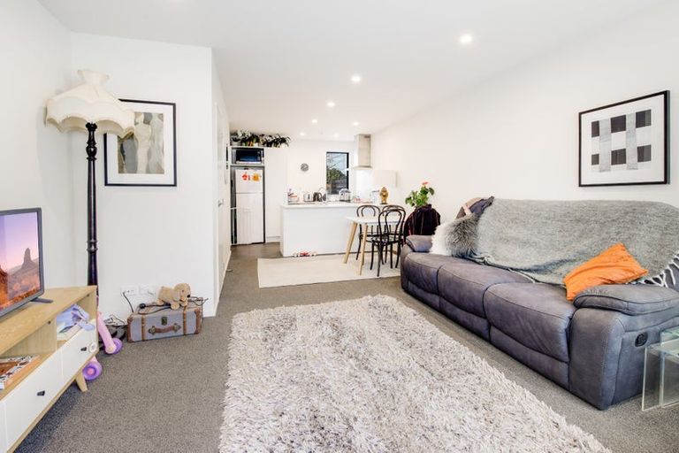 Photo of property in 16/17 Warwick Street, Richmond, Christchurch, 8013