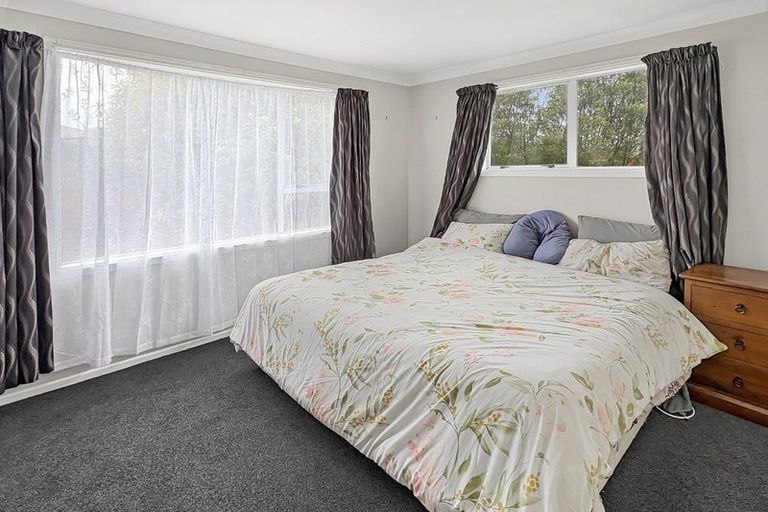 Photo of property in 37 Cross Street, Coalgate, 7673