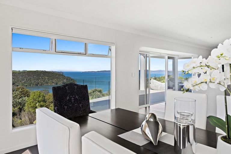 Photo of property in 8 Kotare Place, Sandspit, Warkworth, 0982