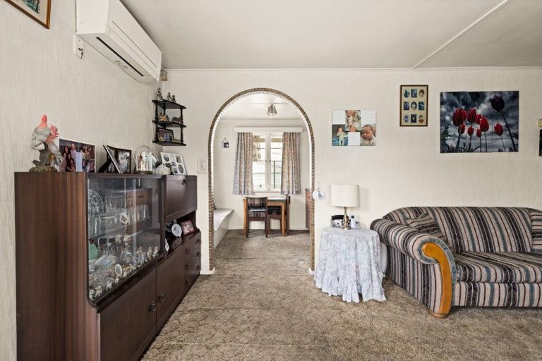 Photo of property in 412 Huia Place, Camberley, Hastings, 4120