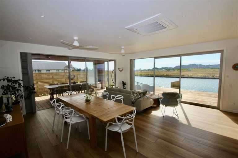 Photo of property in 16 Ngaroma Crescent, Whitianga, 3510