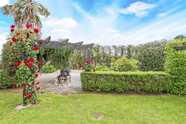 Photo of property in 392 Ngarua Road, Waitoa, 3380