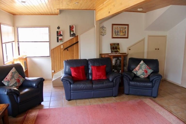 Photo of property in 2 Campbell Street, Whitianga, 3510