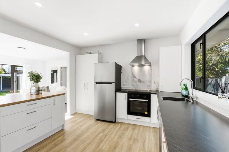 Photo of property in 64b Innes Road, St Albans, Christchurch, 8052