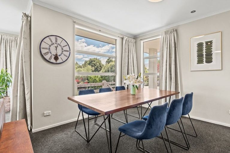 Photo of property in 10 Coburn Place, Lake Hayes, Queenstown, 9304