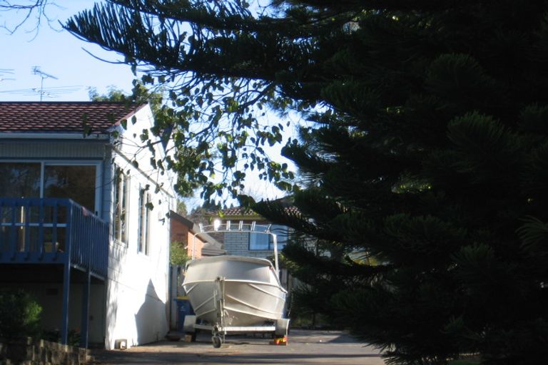 Photo of property in 103 Konini Road, Titirangi, Auckland, 0604