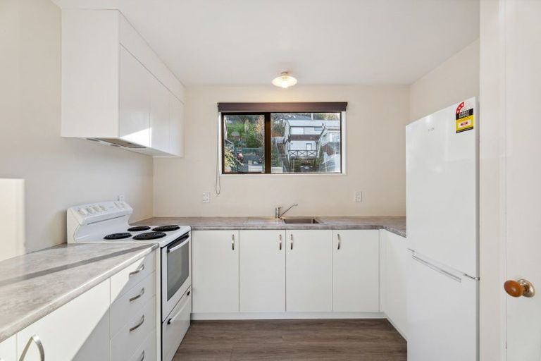 Photo of property in 6a Dart Place, Fernhill, Queenstown, 9300