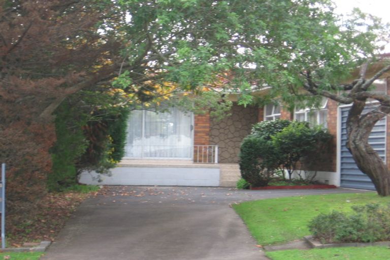 Photo of property in 60 Willoughby Avenue, Howick, Auckland, 2014