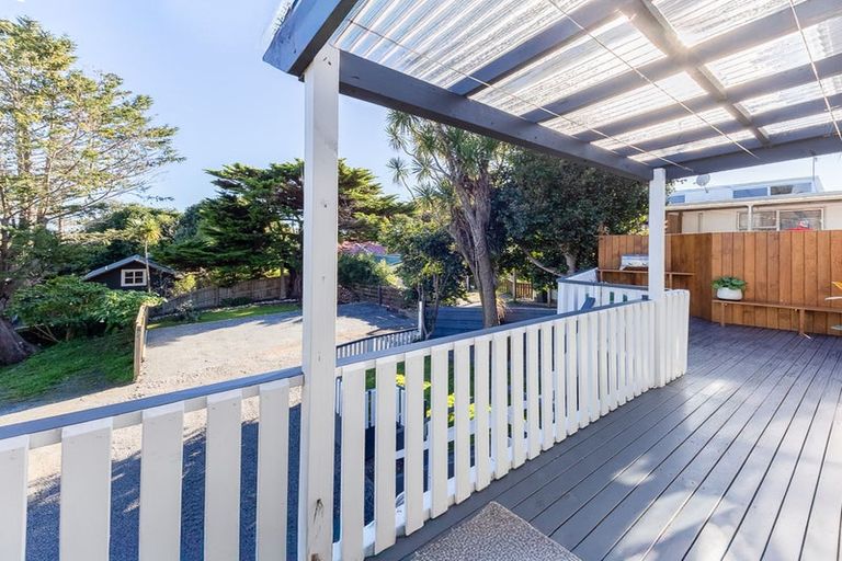 Photo of property in 99a Ruahine Street, Paraparaumu, 5032