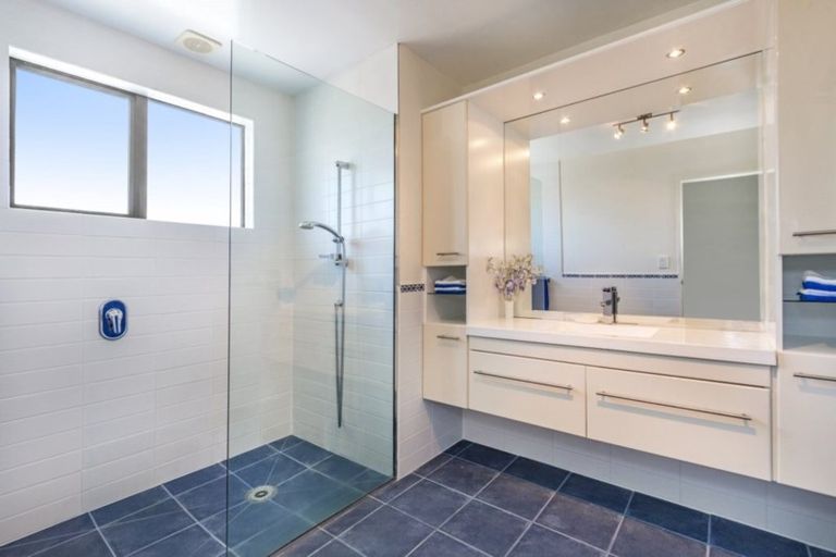 Photo of property in 40 Karnak Crescent, Russley, Christchurch, 8042