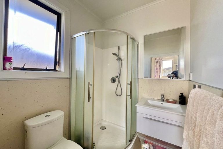 Photo of property in 5 Atkinson Avenue, Papatoetoe, Auckland, 2025