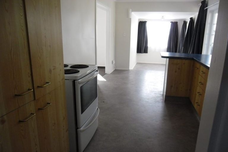 Photo of property in 1028 Hood Street, Mayfair, Hastings, 4122