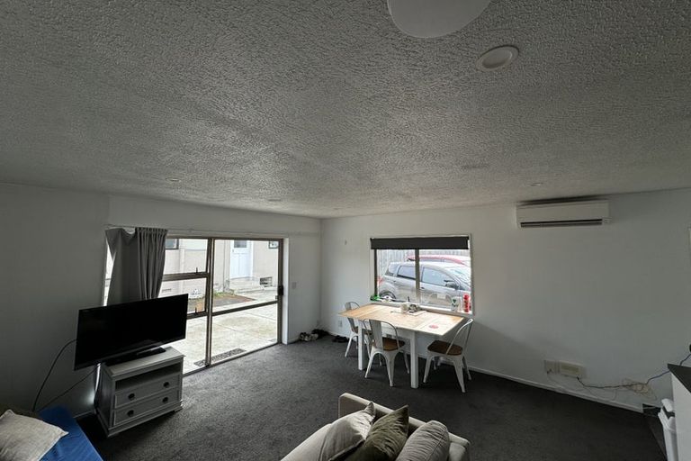 Photo of property in 10 Homer Place, Upper Riccarton, Christchurch, 8041