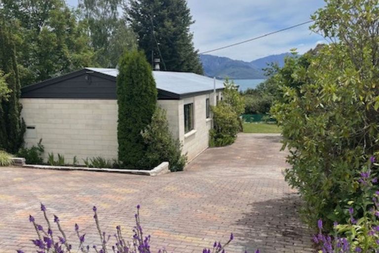 Photo of property in 130 Lakeview Terrace, Lake Hawea, 9382
