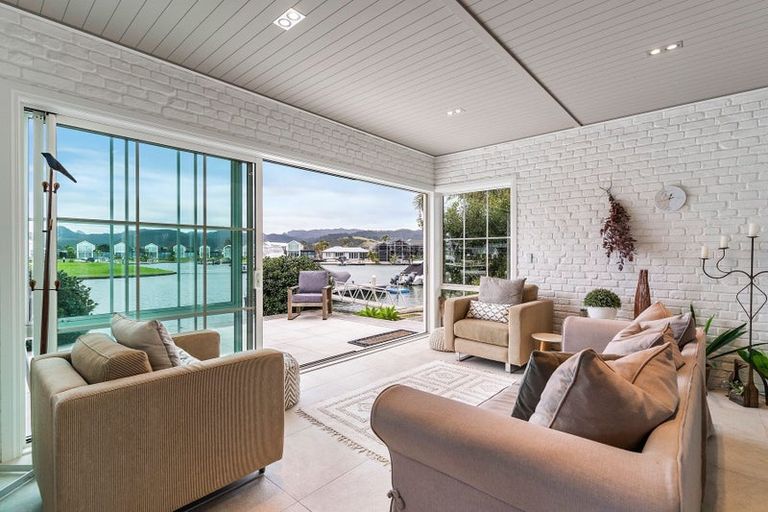 Photo of property in 129 Motu Grande, Pauanui, Hikuai, 3579