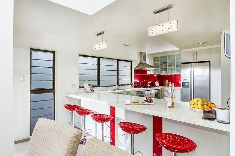 Photo of property in 37a Sylvania Crescent, Lynfield, Auckland, 1042