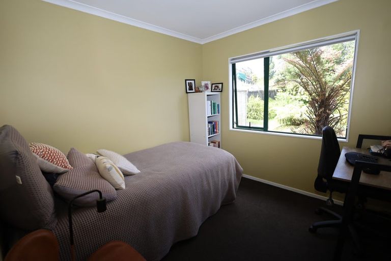 Photo of property in 4b Langstone Street, Welcome Bay, Tauranga, 3112