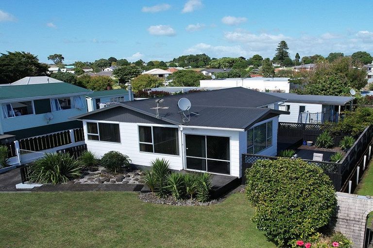 Photo of property in 34 Clifton Drive, Waitara, 4320