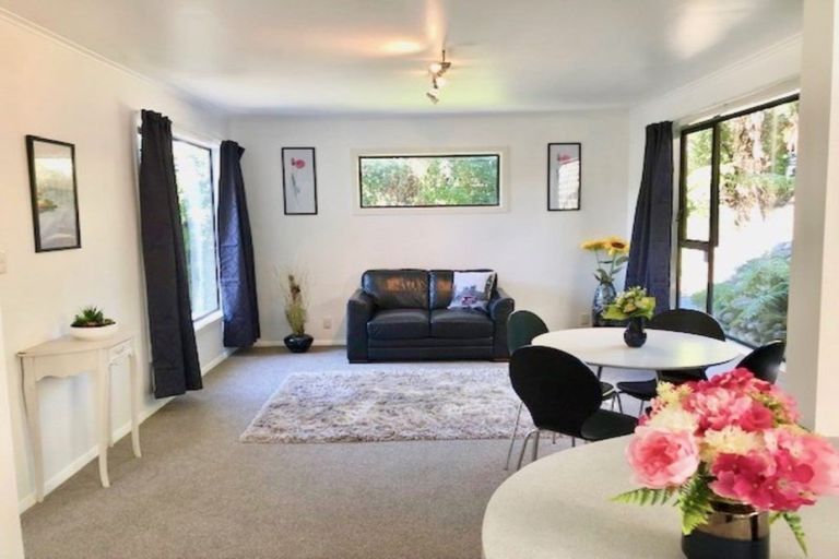 Photo of property in 13 Chester Road, Tawa, Wellington, 5028