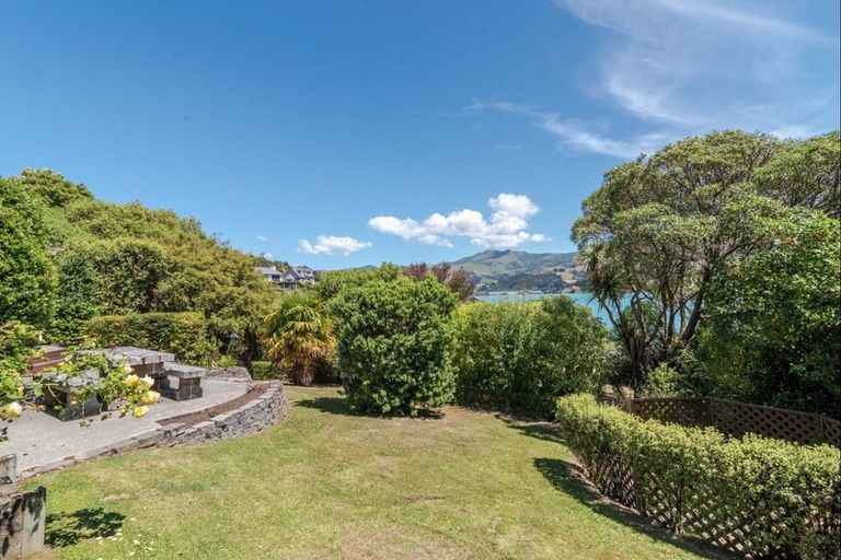 Photo of property in 15 Bayview Crescent, Duvauchelle, 7581