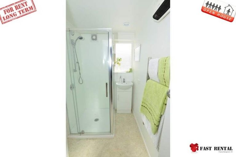 Photo of property in 1/66 College Road, Northcote, Auckland, 0627