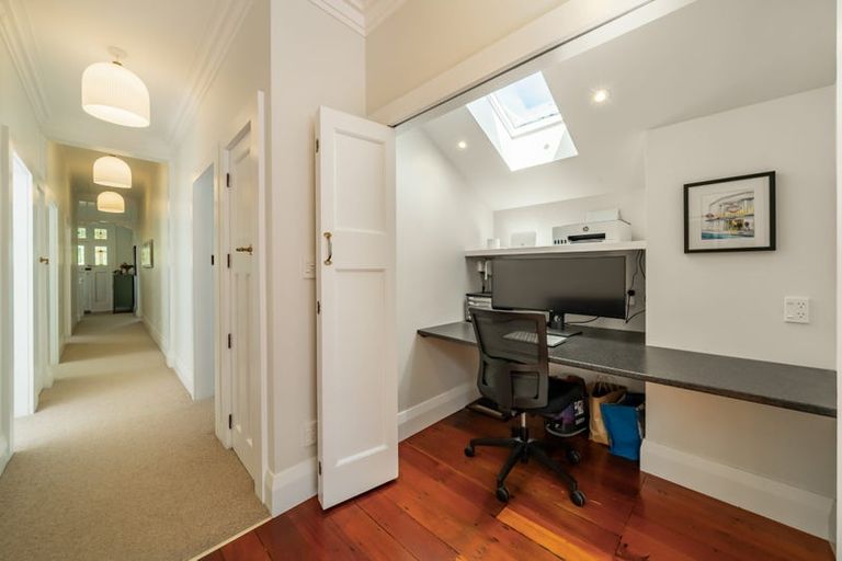 Photo of property in 40 Mckinley Crescent, Brooklyn, Wellington, 6021