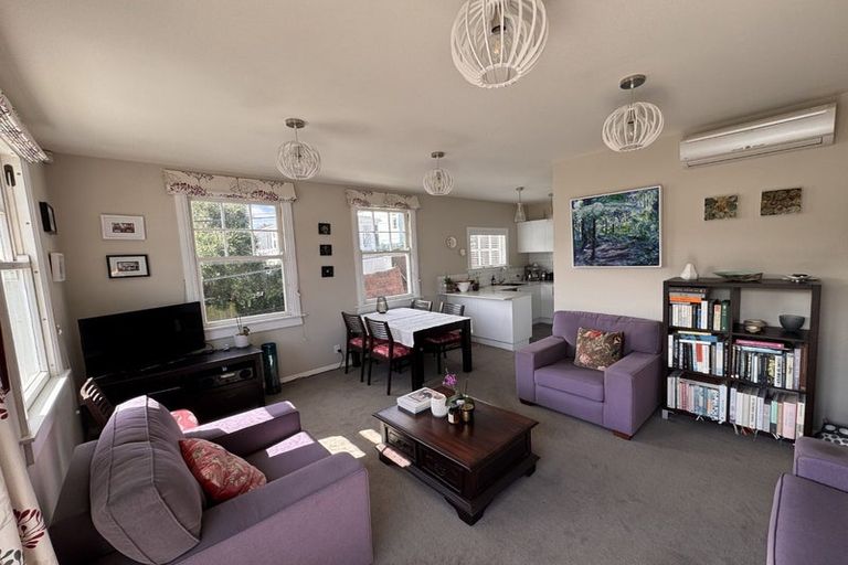 Photo of property in 2a Dawson Street, Berhampore, Wellington, 6023