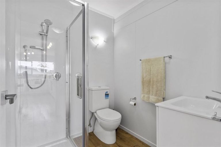 Photo of property in 18 Athenree Road, Athenree, Katikati, 3177