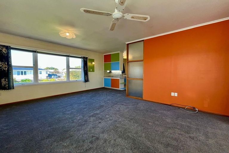 Photo of property in 208 Lumsden Road, Akina, Hastings, 4122