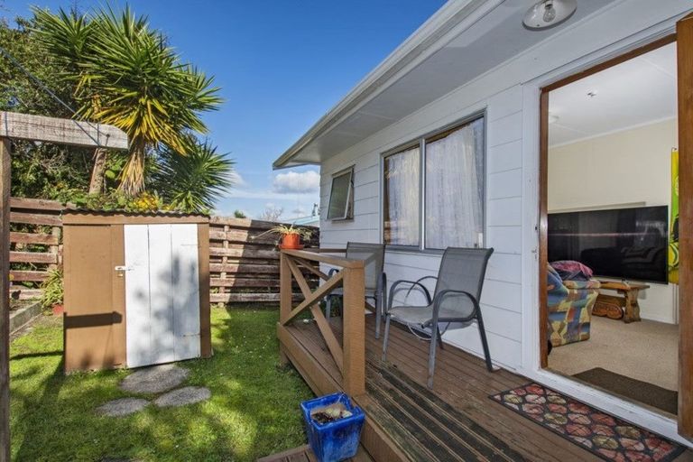 Photo of property in 61b Ross Street, Onerahi, Whangarei, 0110