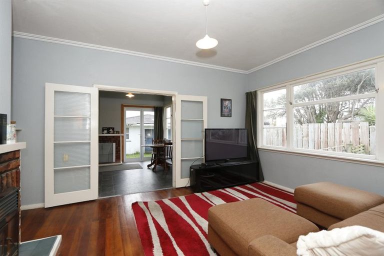 Photo of property in 120 Ihaia Road, Opunake, 4616