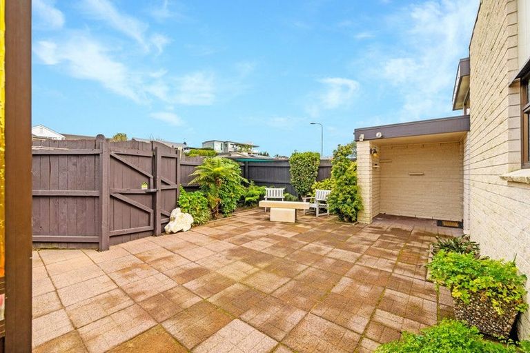 Photo of property in 50 Saint Andrews Terrace, St Andrews, Hamilton, 3200