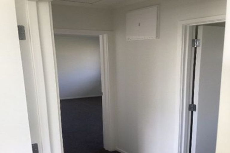 Photo of property in 24 Manaia View Road, One Tree Point, 0118