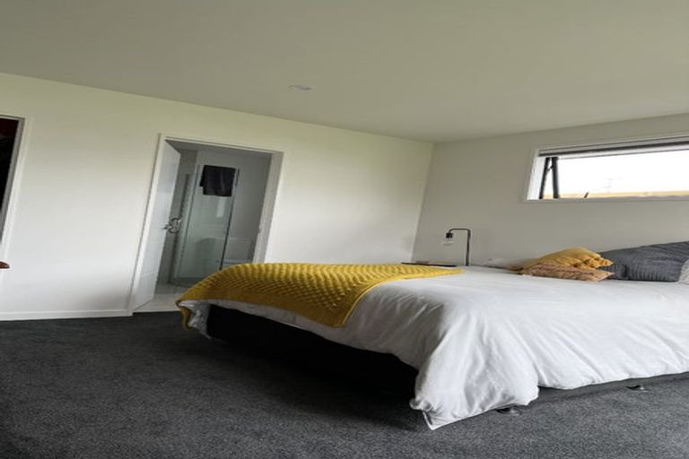 Photo of property in 16 Renfrew Street, Waikiwi, Invercargill, 9810