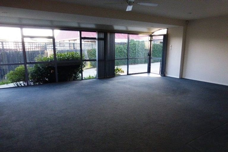 Photo of property in 20 Chedworth Avenue, Bishopdale, Christchurch, 8053