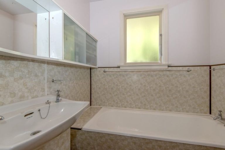 Photo of property in 48 Roberta Drive, Somerfield, Christchurch, 8024