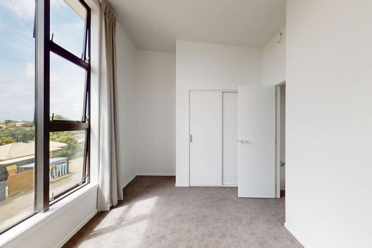 Photo of property in 53 Kamahi Place, Paraparaumu, 5032