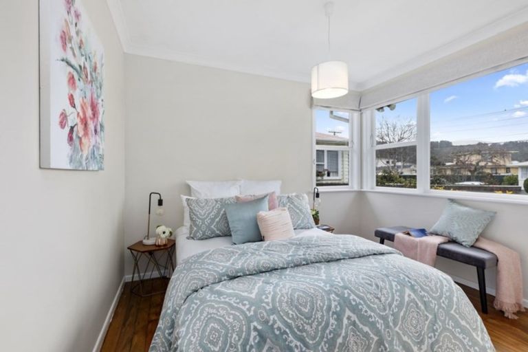 Photo of property in 32 Mcdonald Street, Taita, Lower Hutt, 5011