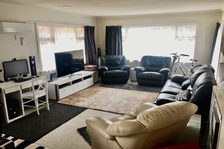 Photo of property in 151 Grimseys Road, Redwood, Christchurch, 8051