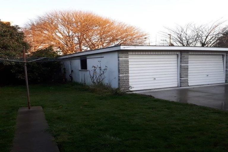 Photo of property in 1/5 Newbridge Place, Ilam, Christchurch, 8041