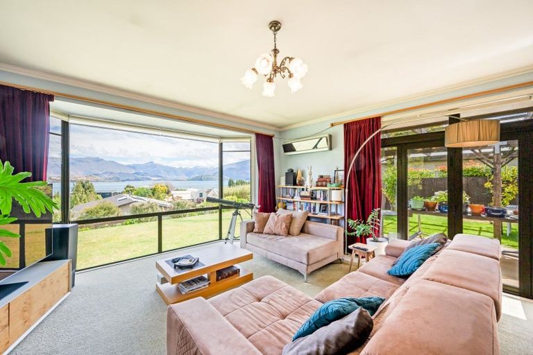 Photo of property in 3 Briar Bank Drive, Wanaka, 9305