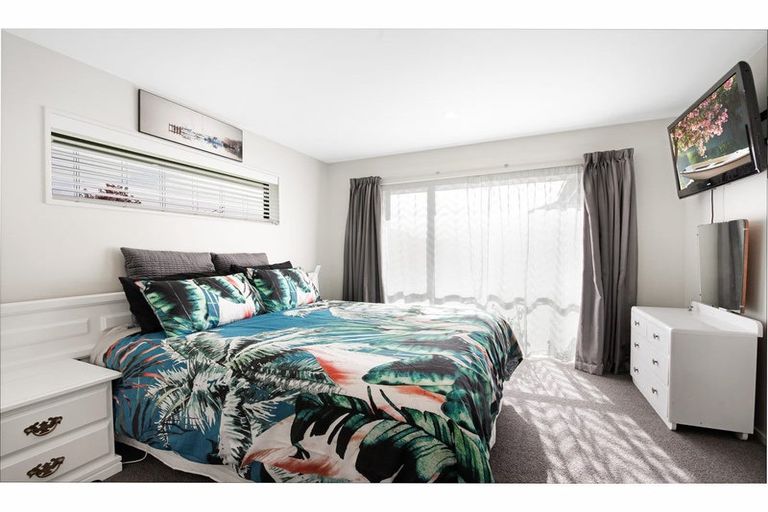 Photo of property in 8 Waipara Road, Pegasus, 7612